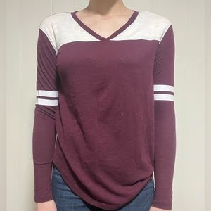 PINK burgundy and white t-shirt